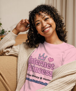 Soft women's cotton T-shirt in a relaxed everyday fit Women's crew neck cotton tee for casual everyday outfits Relaxed fit women's T-shirt styled with casual clothing Lightweight women's cotton T-shirt with classic crew neckline Women's casual cotton tee designed for versatile everyday wear